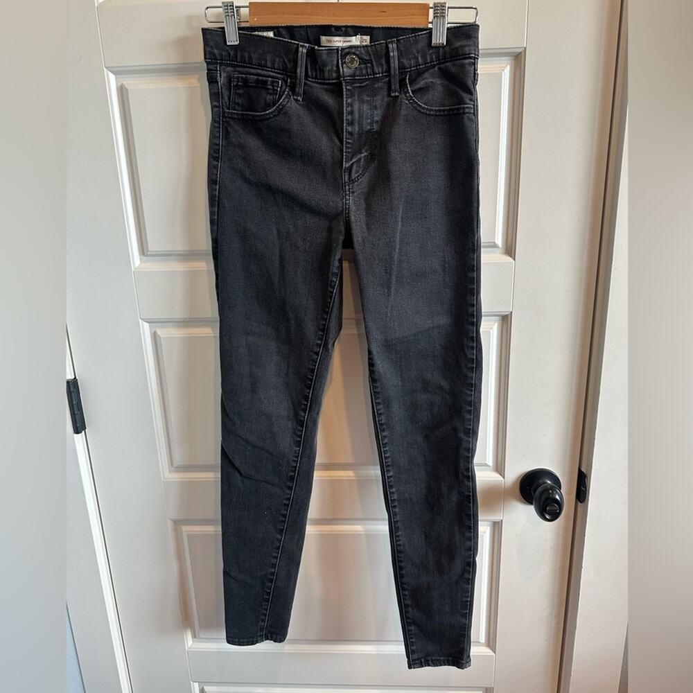 Levi’s 720 Stretch Super Skinny Jeans